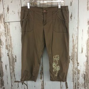 American Rag Cie Capris, Size 11. In excellent condition!
